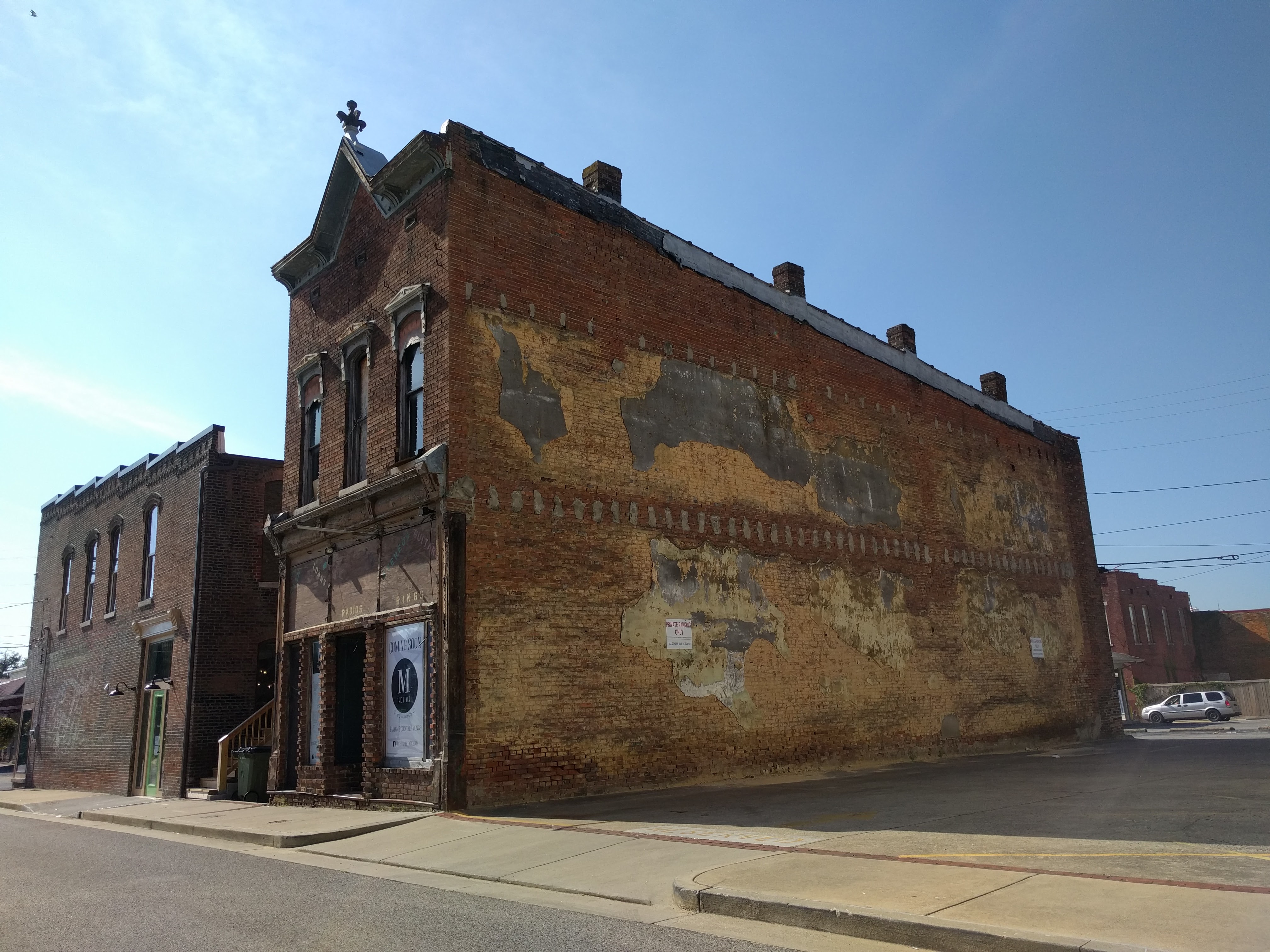 hopkinsville ghost sign Esotouric