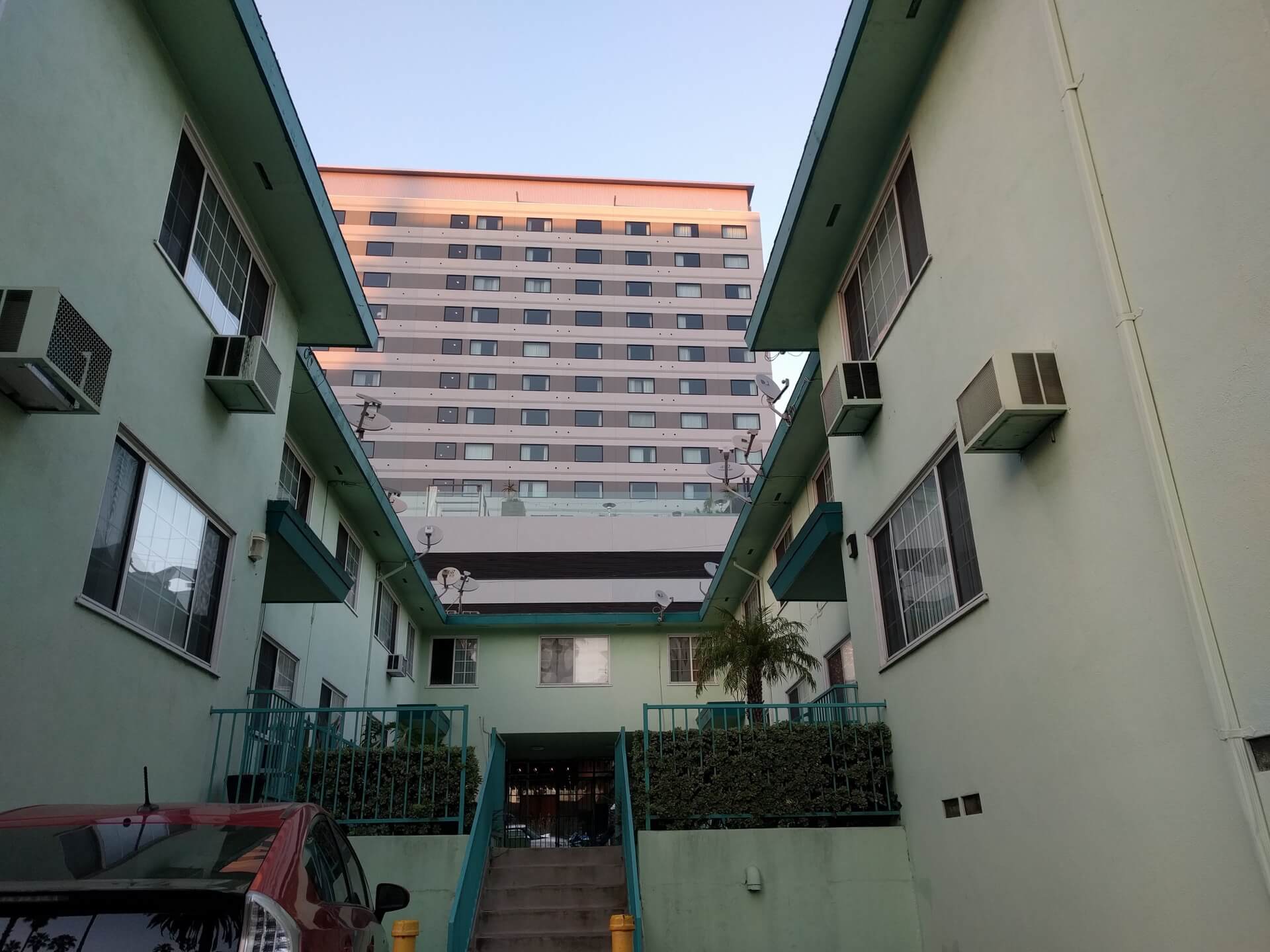 YuucaArgyleApts2 Esotouric